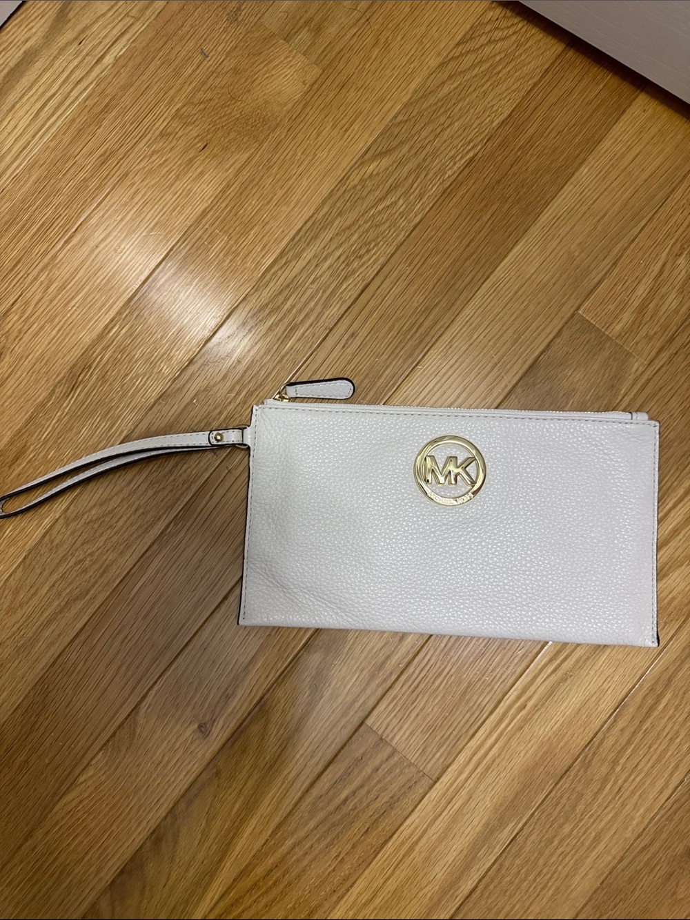 Michael Kors White Leather Wristlet with Gold MK Logo